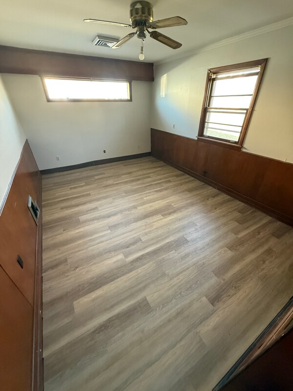 Building Photo - 402 Cumberland Ave