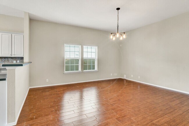 Building Photo - 153 Bentwood Ranch Dr