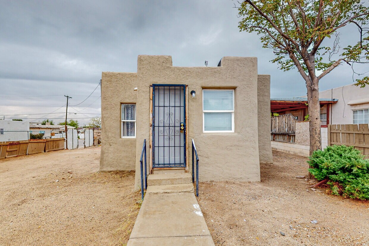 1623 Walter St SE, Albuquerque, NM 87102 House Rental in Albuquerque