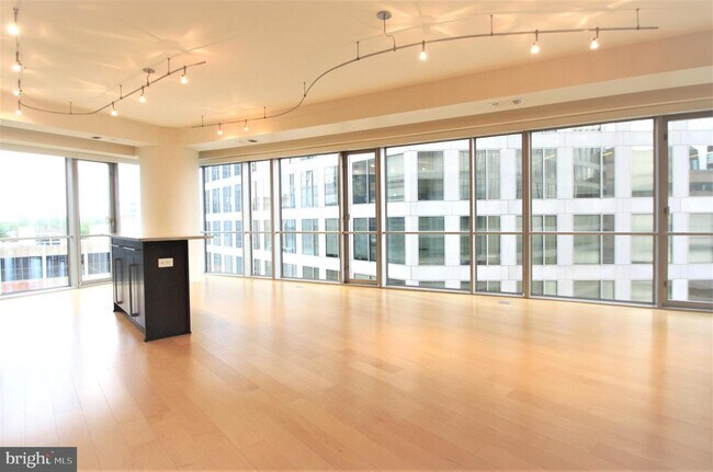 Foto del edificio - 1111 19th St N