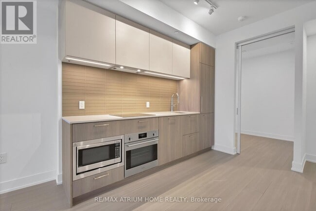 Building Photo - 36 Olive Ave