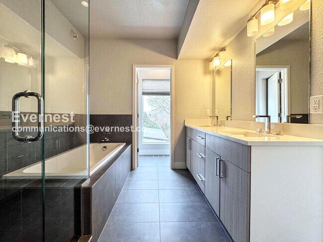 Foto del edificio - 8130 W 10th Ave