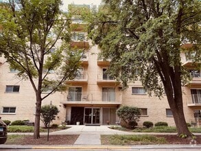 Building Photo - 115 Marengo Ave