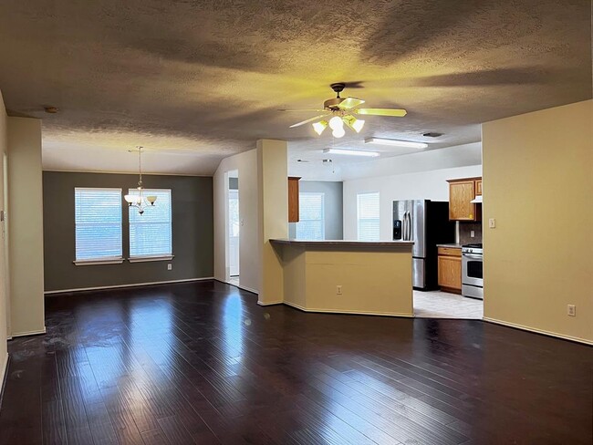 Building Photo - 55 W Sage Creek Pl