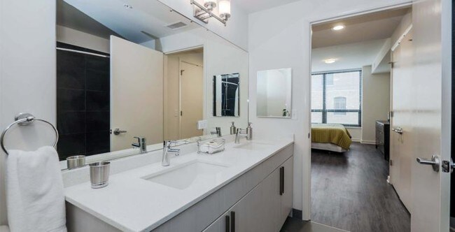 Foto del edificio - 705 N Wells St