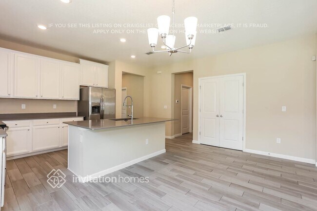 Foto del edificio - 11304 Oyster Creek Rd