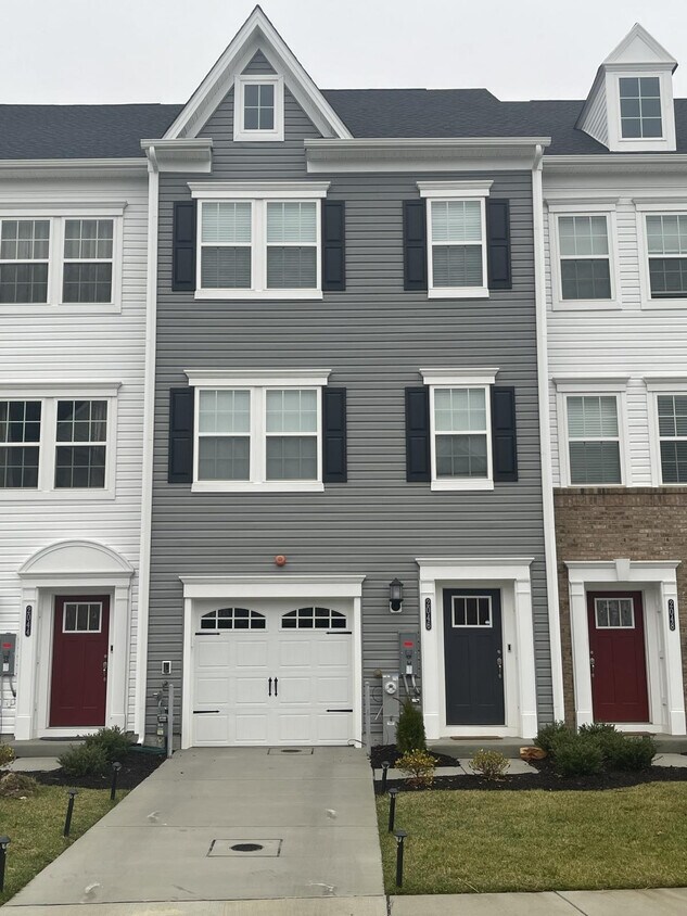2046 Ivory Brook Rd, Windsor Mill, MD 21244 Townhome Rentals in