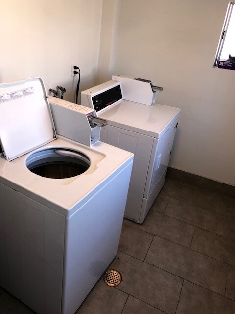 Foto del edificio - 733 E 32nd St