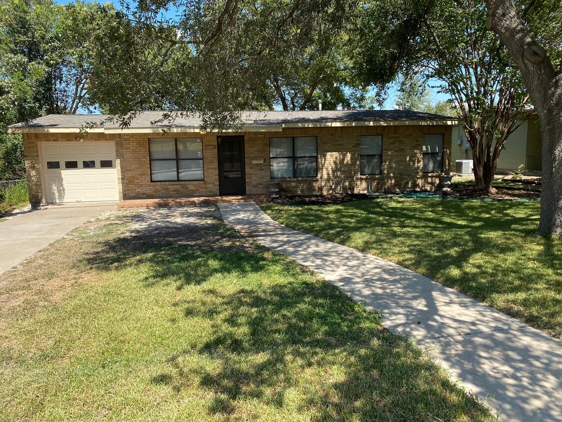 319 Oakleaf Dr, San Antonio, TX 78209 House Rental in San Antonio, TX