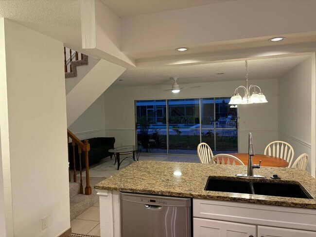 Foto del edificio - 25500 Cockleshell Dr