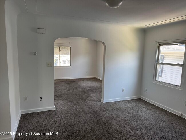 Foto del edificio - 1715 Pittston Ave