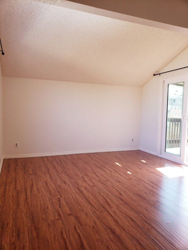 7881 Newman Ave, Huntington Beach, CA 92647 Townhome Rentals in