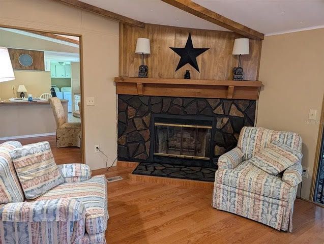 Foto del edificio - 56314 Blue Creek Rd