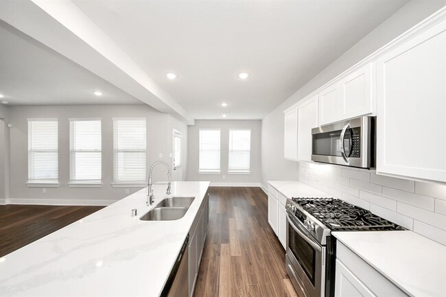 Building Photo - 10530 Moon Vly Ln