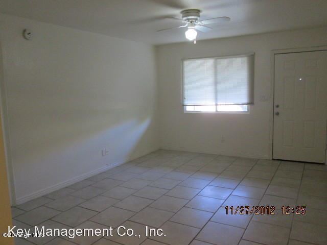 Building Photo - 2 br, 2 bath House - 12440 N. 20th St. Uni...