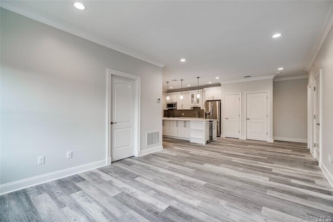 Building Photo - 110 New York Ave