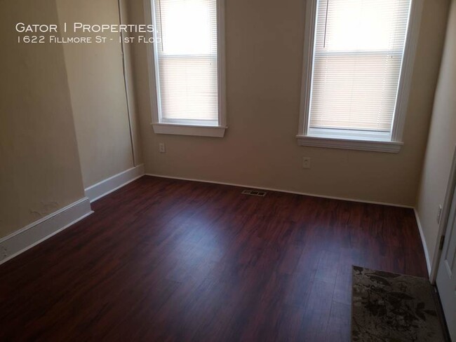 Building Photo - Great one Bedroom Apartment FOR RENT!