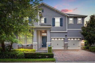Building Photo - 16124 Azure Key St