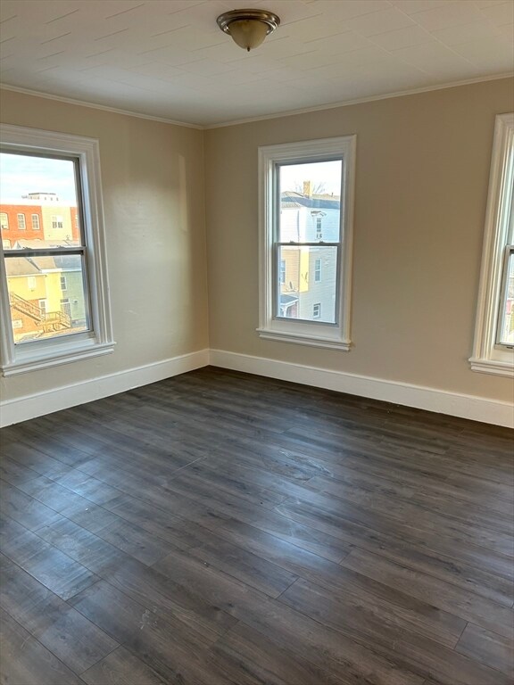 Foto del edificio - 230 Pleasant St