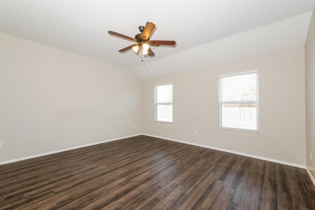 Building Photo - 9117 SW 55th St