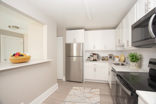Foto del edificio - 4300 W Lake Ave