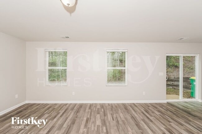Building Photo - 20 Stevens Cv Dr