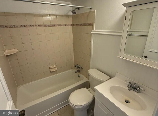 Foto del edificio - 53 Llanfair Rd