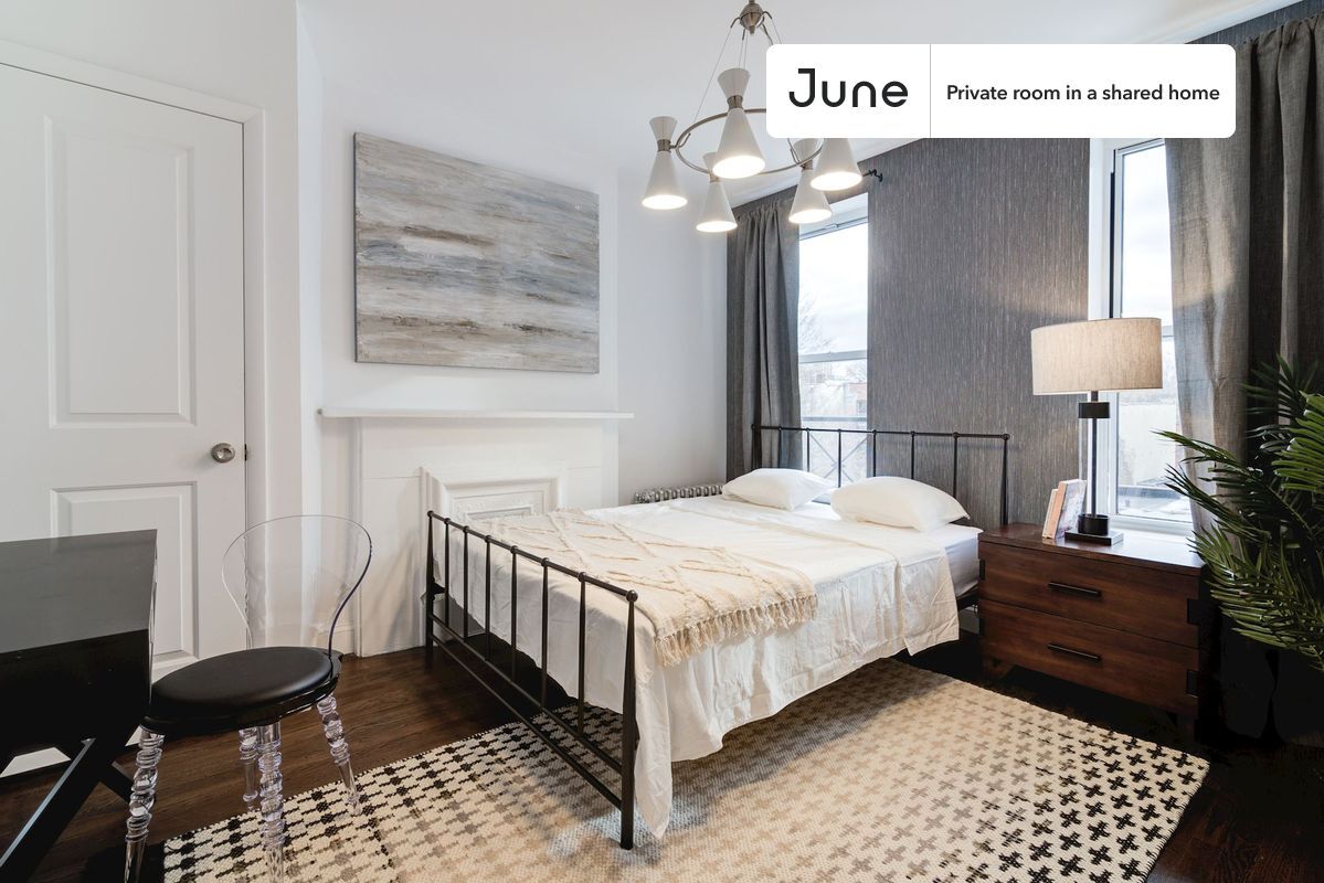 Private bedroom in 4 bed/1 bath Home - Private bedroom in 4 bed/1 bath Home