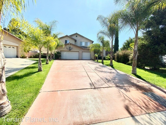 Building Photo - 6 br, 3 bath House - 9387 Diane Ave