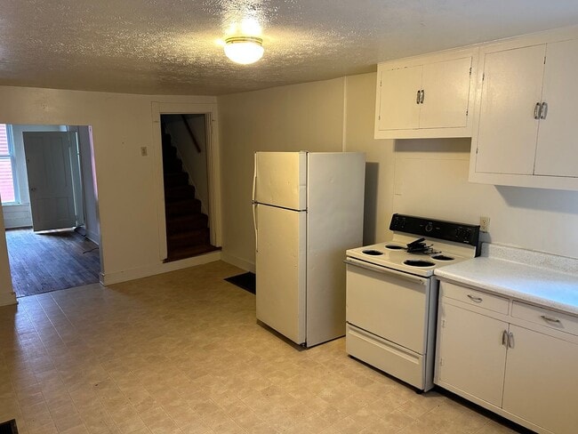 Building Photo - 741 S Noble St