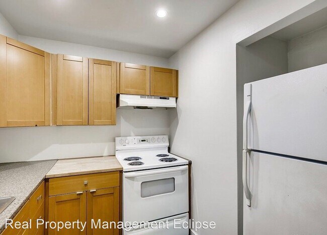 Building Photo - 1415 154th Ave NE