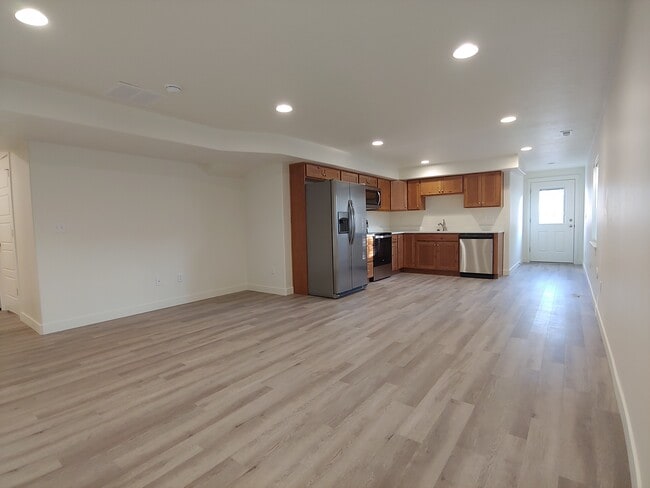 Foto del edificio - 591 S Emerald Ln