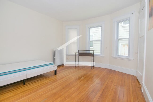 Building Photo - 80 Wallingford Rd