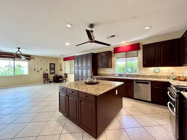 Building Photo - AVAILABLE NOW! Stunning 3-bedroom, 2-bathroom FURNITURE OPTIONAL home located in the beautiful 55...