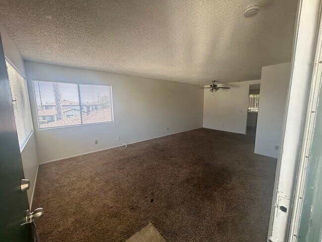Building Photo - 8740 Lomita Dr