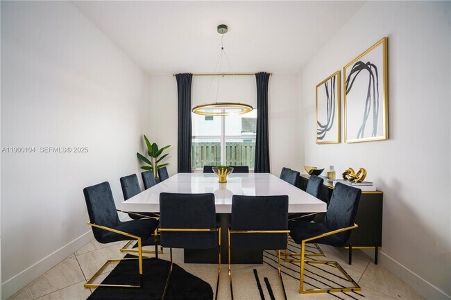 Foto del edificio - 11 NW 122nd Ave