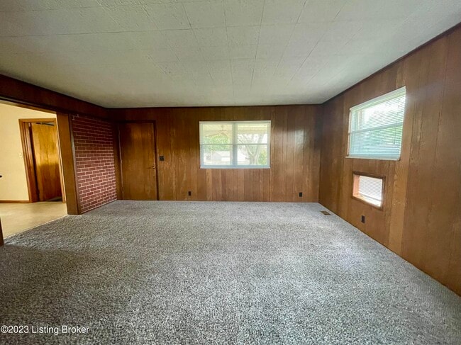 Building Photo - 2320 Coyle Dr