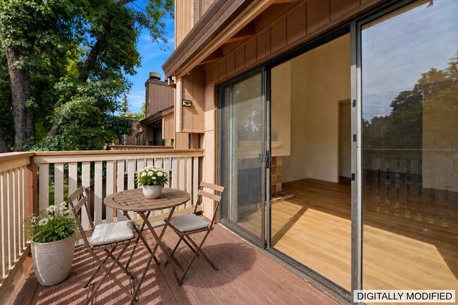 Foto del edificio - 523 Woodside Oaks