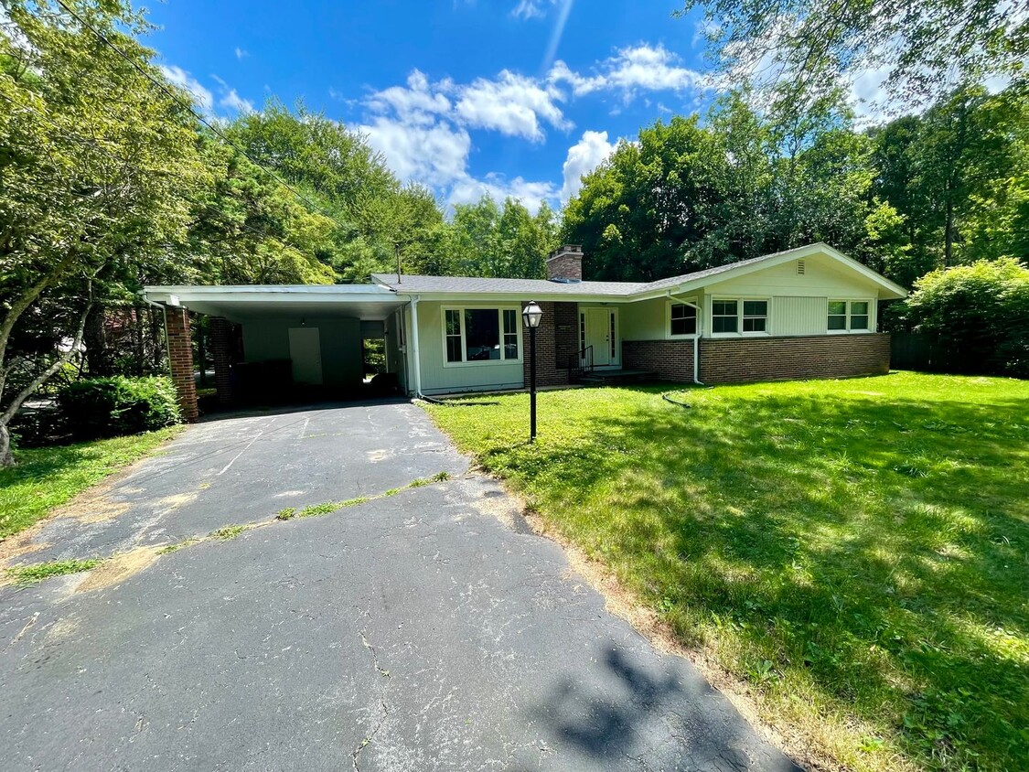 Foto principal - Lovely 3- Bedroom House in Old Lyme!