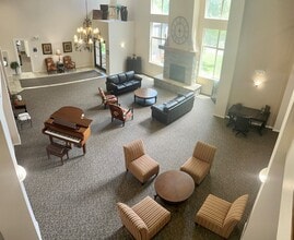 Building Photo - Silvercrest
