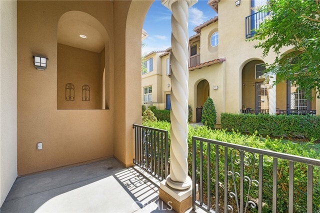 Building Photo - 70 Chula Vista