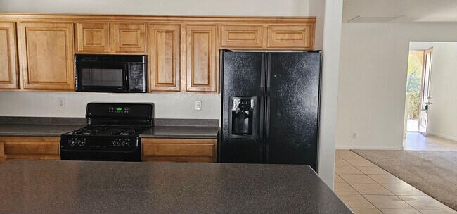 Foto del edificio - Beautiful Spacious 3 Bedroom Home for Rent
