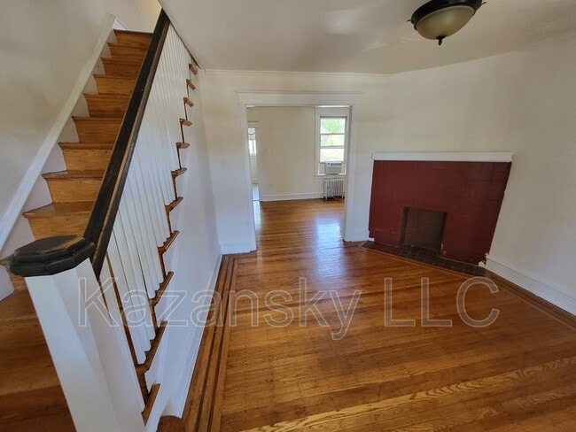 Photo - 6737 N Lawrence St House