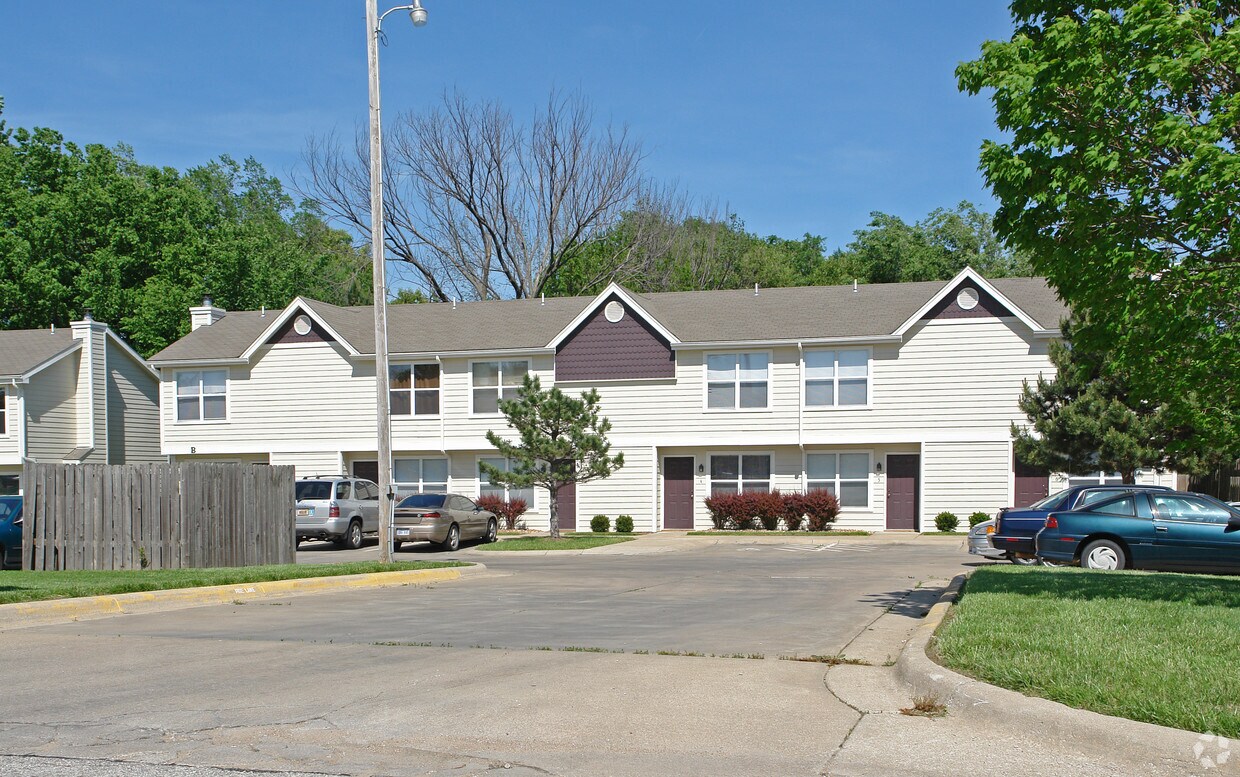 Building Photo - 600 Eldridge St