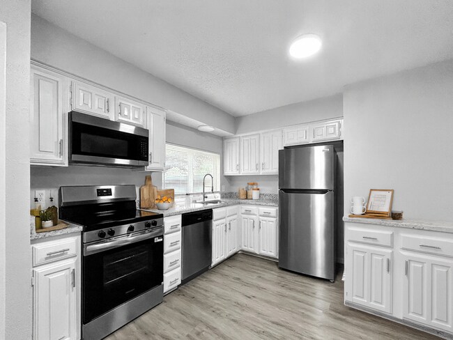 Foto del edificio - 1000 Harness Ln