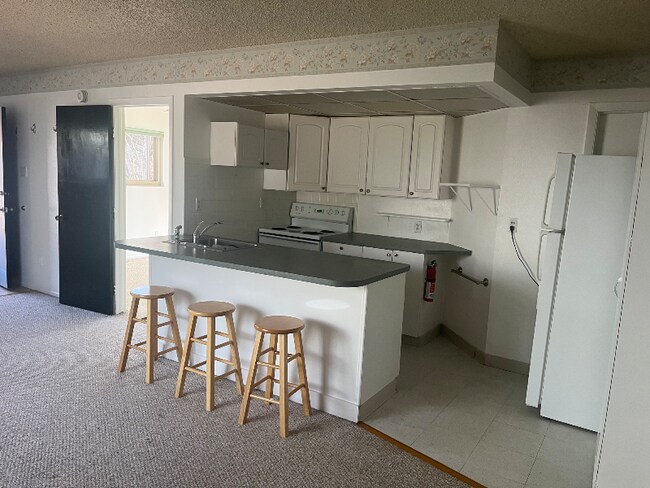 Foto del edificio - 638 Gilcrest Rd