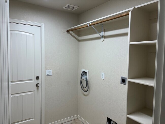 Foto del edificio - 2991 E Estrella Vis