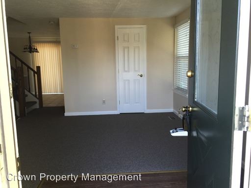 Building Photo - 1402 David Ln