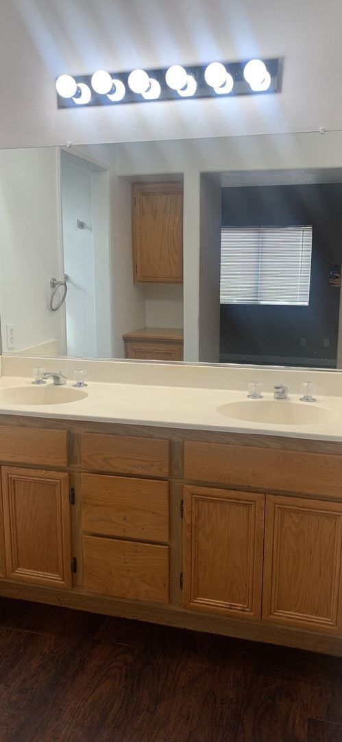Foto del edificio - 1424 Rabbit Peak Way