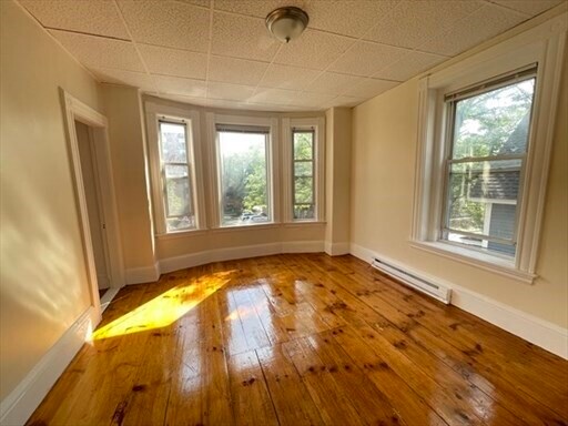 Primary Photo - 359 Water St